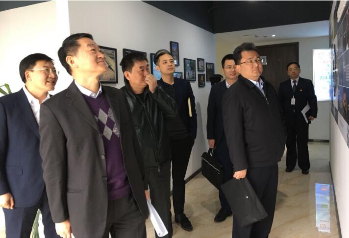 201911251733529092 集团党委书记、董事长任丁率队调研J9直营集团商贸工作
