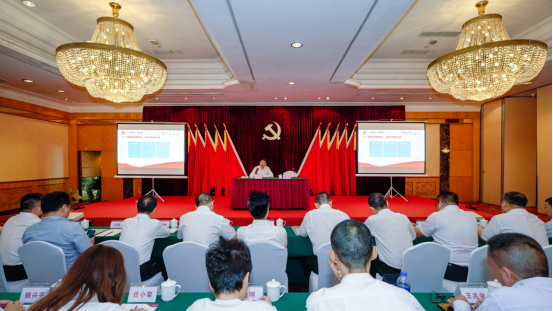J9直营集团集团任丁书记带头讲授“不忘初心、服膺使命”主题教育专题党课