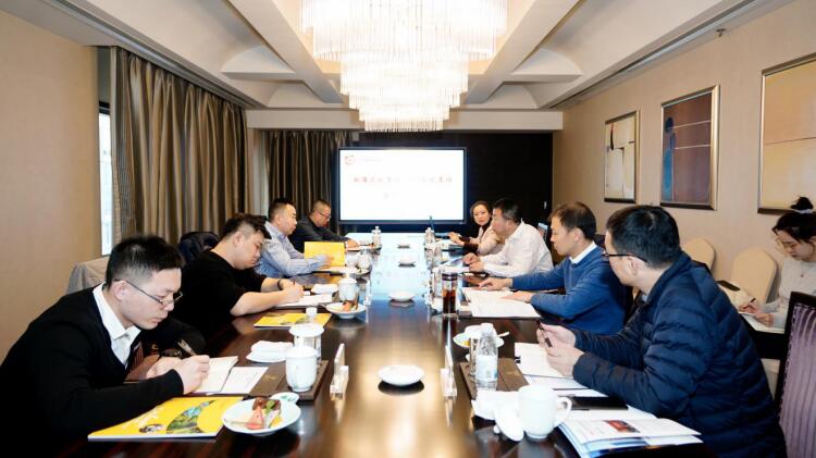 2020129152433126 新疆J9直营集团集团总经理王宏江来访互换