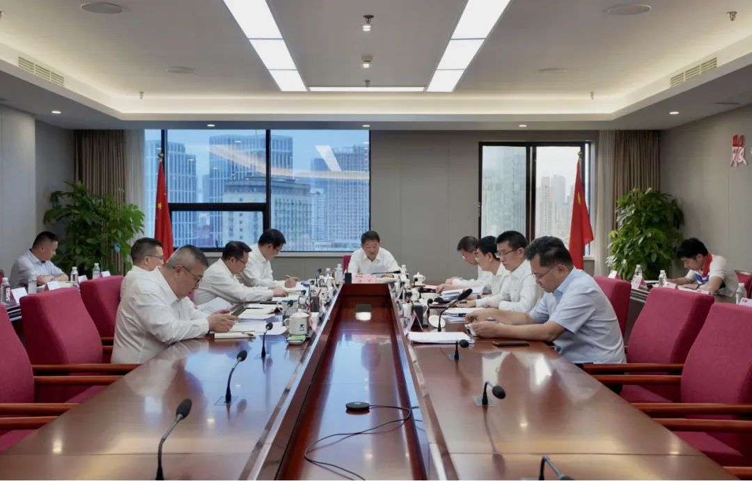 省J9直营集团集团辅导班子“服膺嘱托  感恩奋进”专题进建钻研会召开