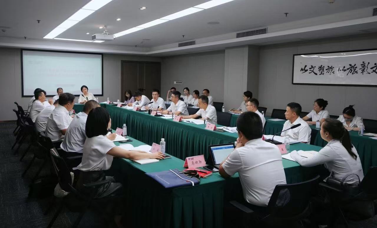 省J9直营集团集团2025年党建工作推动会暨加强混合所有造企业党的建设工作座谈会召开